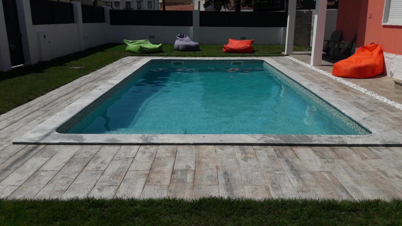 Family Villa Pool & Beach Caparica Exterior foto